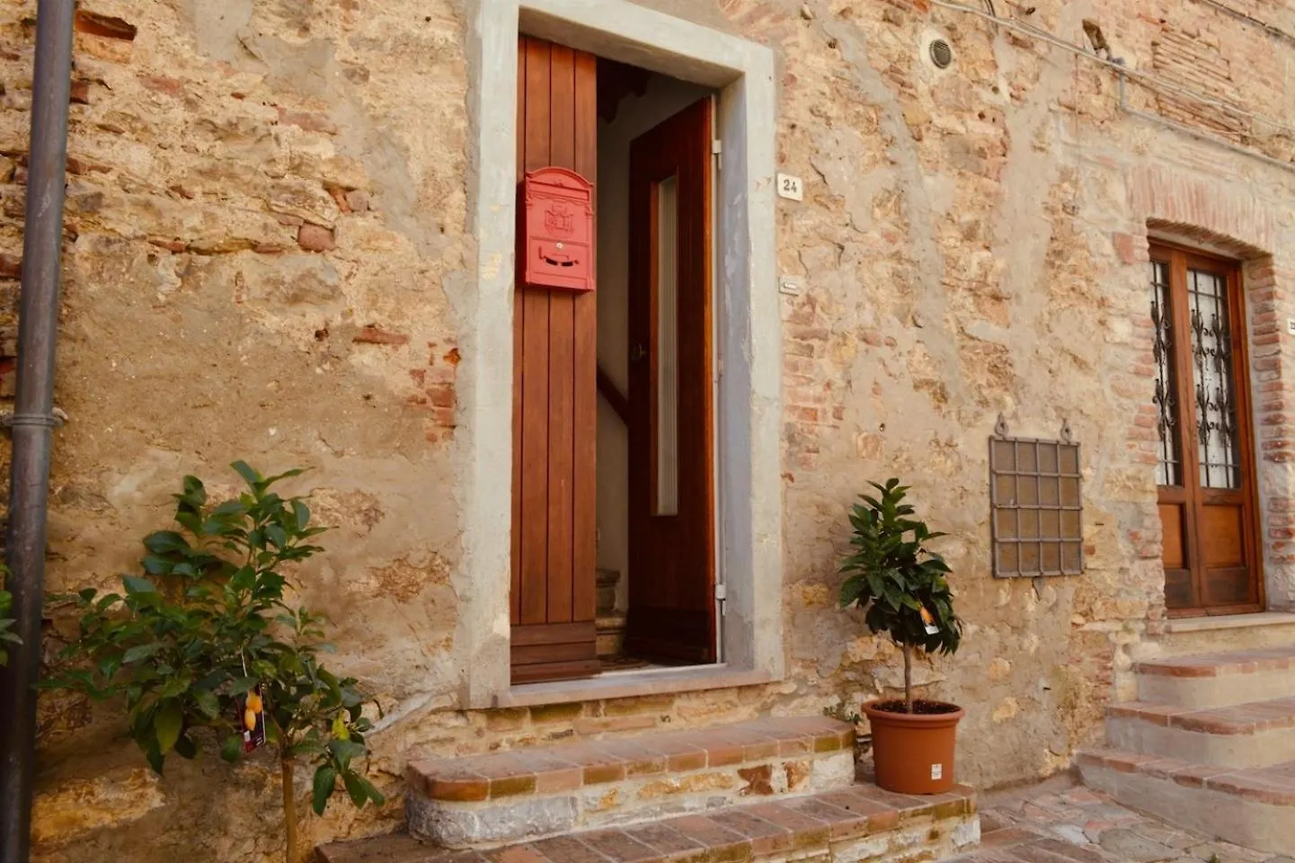 The 4 Senses Experience Villa Suvereto Italy